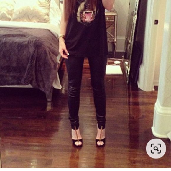 Melissa's Closet - Picture 5 of 5